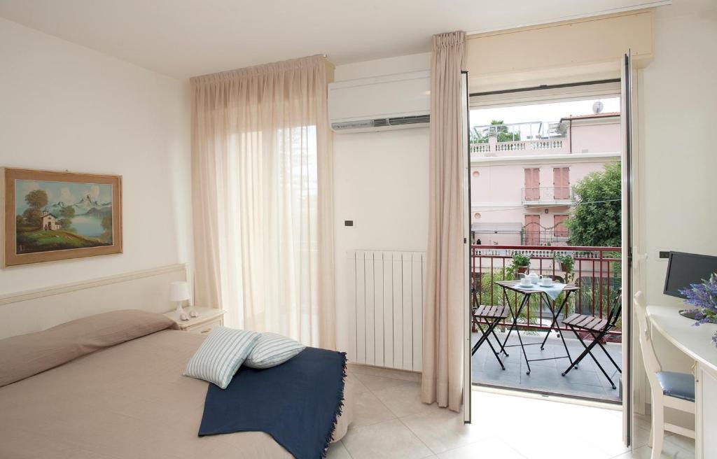 Residence Dell'Angelo Ospedaletti Kültér fotó